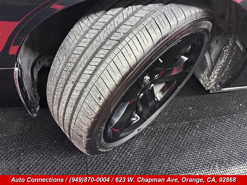 Used 2013 Dodge Challenger R/T Plus RWD image 33