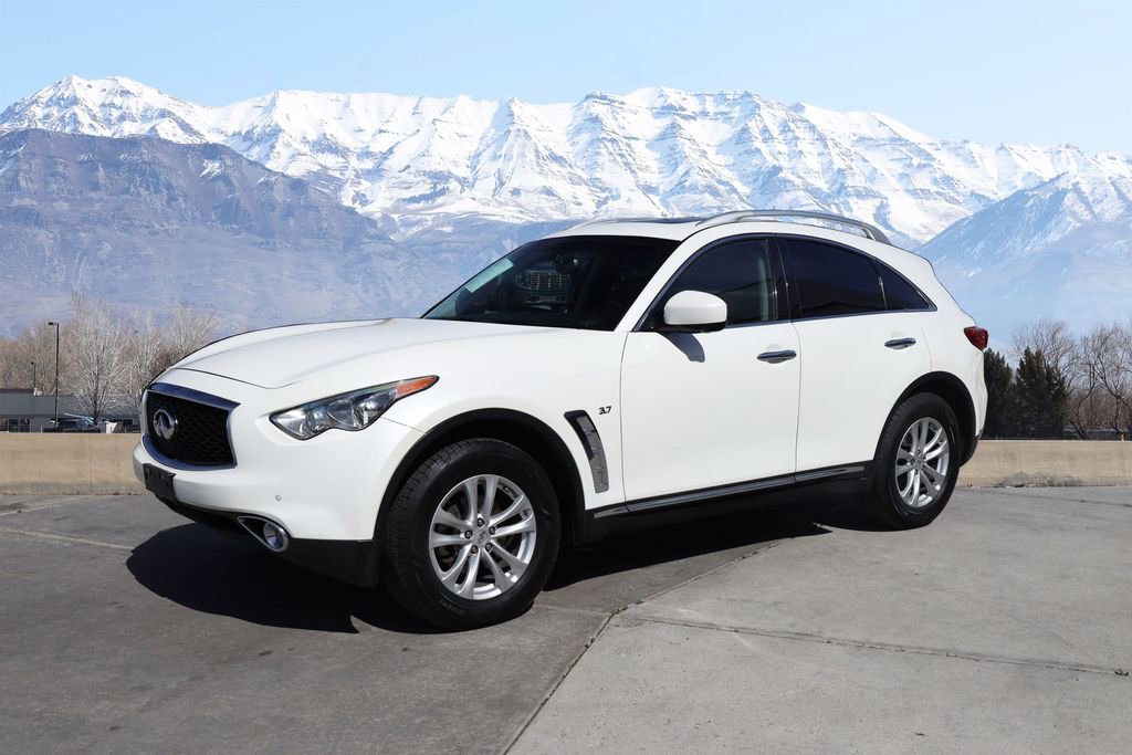Used 2017 INFINITI QX70 AWD w/ Premium Package image 2
