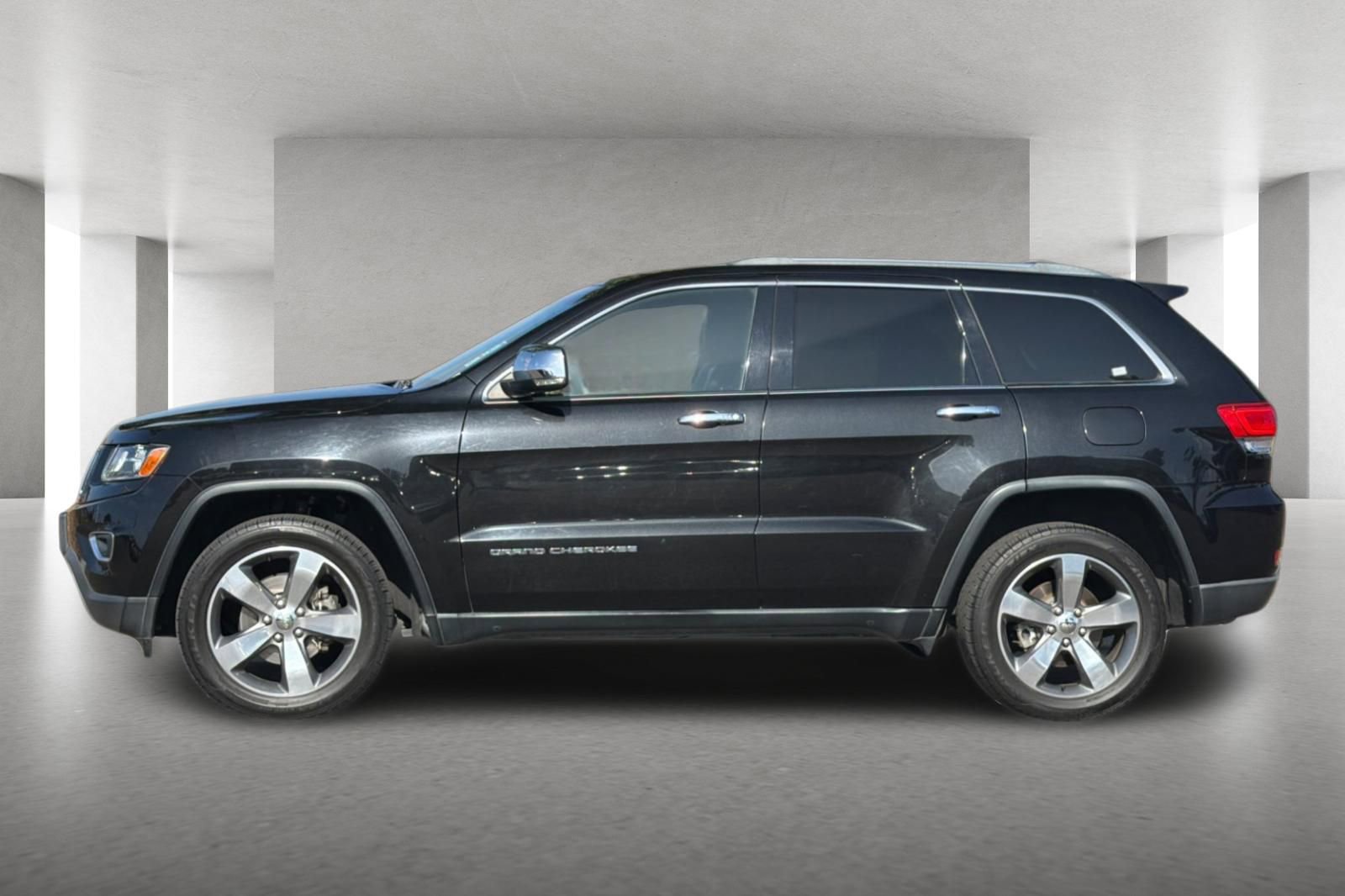Used 2014 Jeep Grand Cherokee Limited w/ Trailer Tow Group IV AWD/4WD image 7