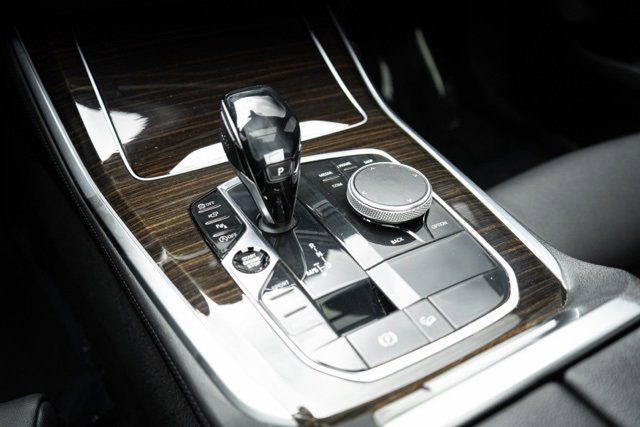 Used 2019 BMW X5 xDrive40i w/ Parking Assistance Package image 28