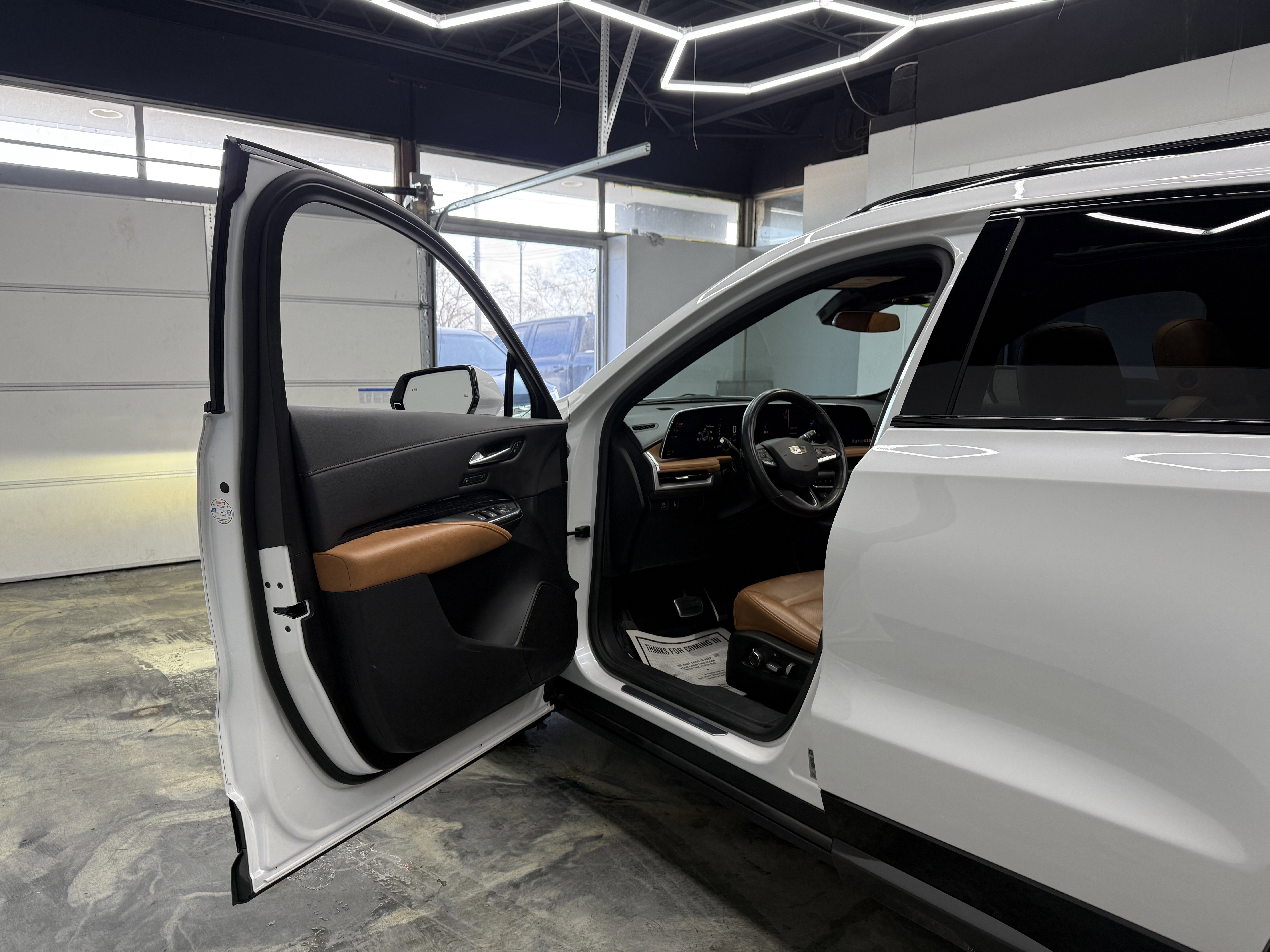 Used 2024 Cadillac XT4 Sport image 11