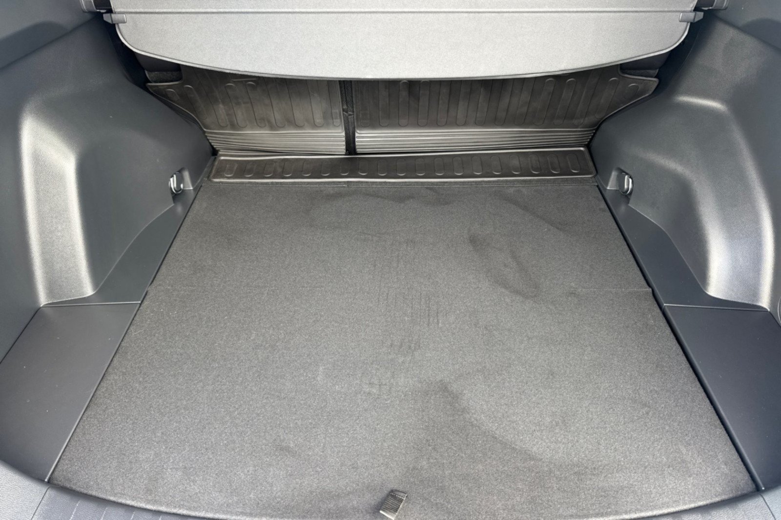Certified 2025 Toyota RAV4 XLE FWD image 14