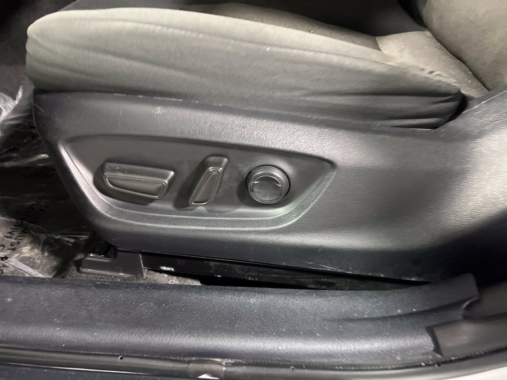 Used 2024 Toyota Camry LE FWD image 25