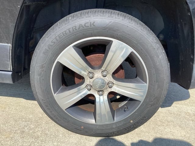 Used 2016 Jeep Patriot High Altitude FWD image 6