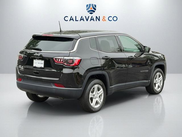 Used 2023 Jeep Compass Sport AWD/4WD image 7