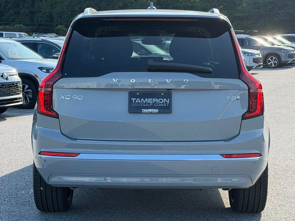New 2026 Volvo XC90 T8 Plus w/ Protection Package AWD/4WD image 3