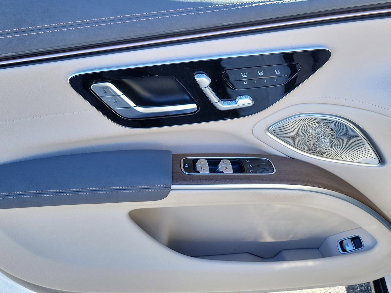 Certified 2022 Mercedes-Benz EQS 450+ 450 image 21