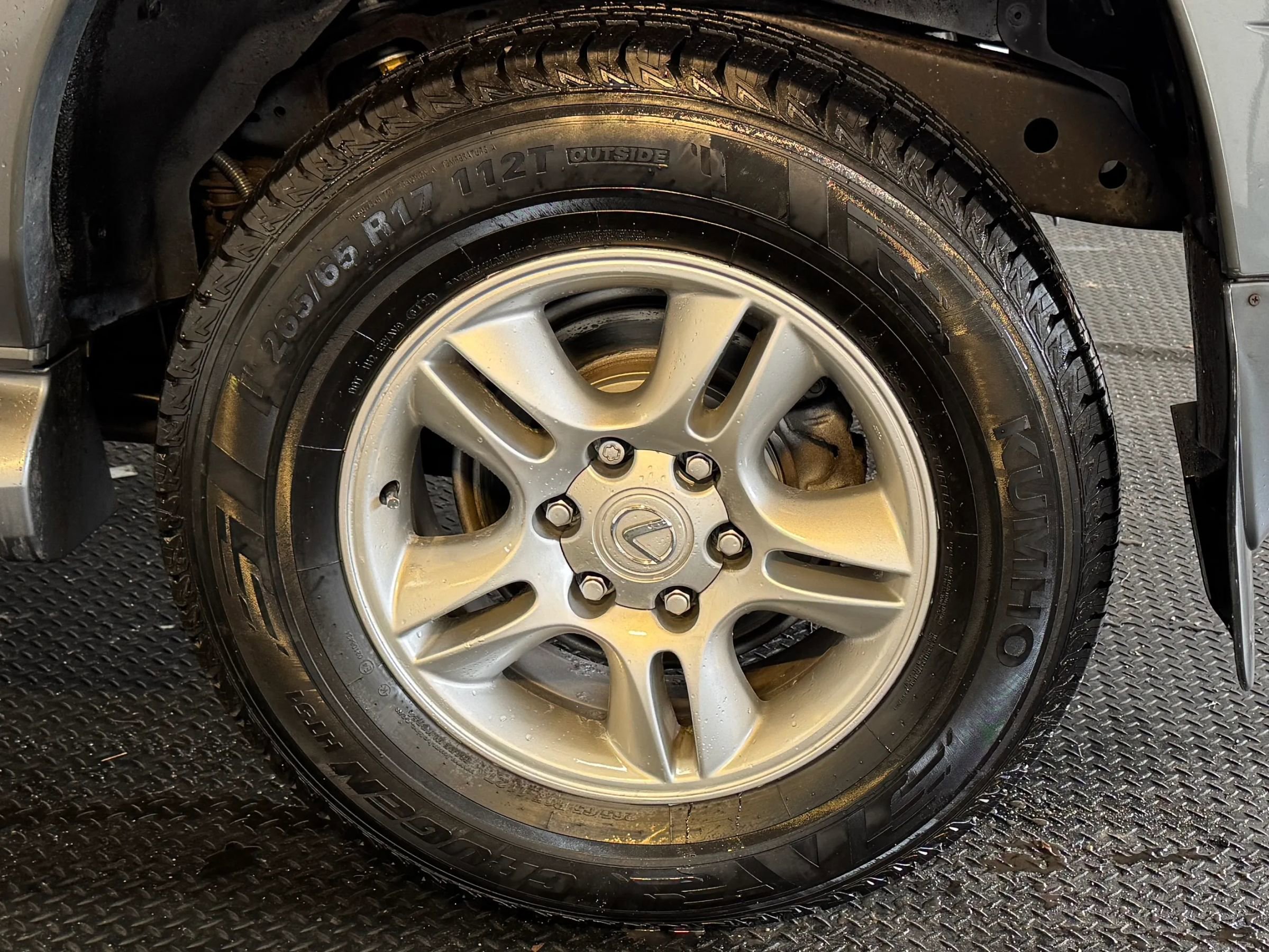 Used 2004 Lexus GX 470 image 8