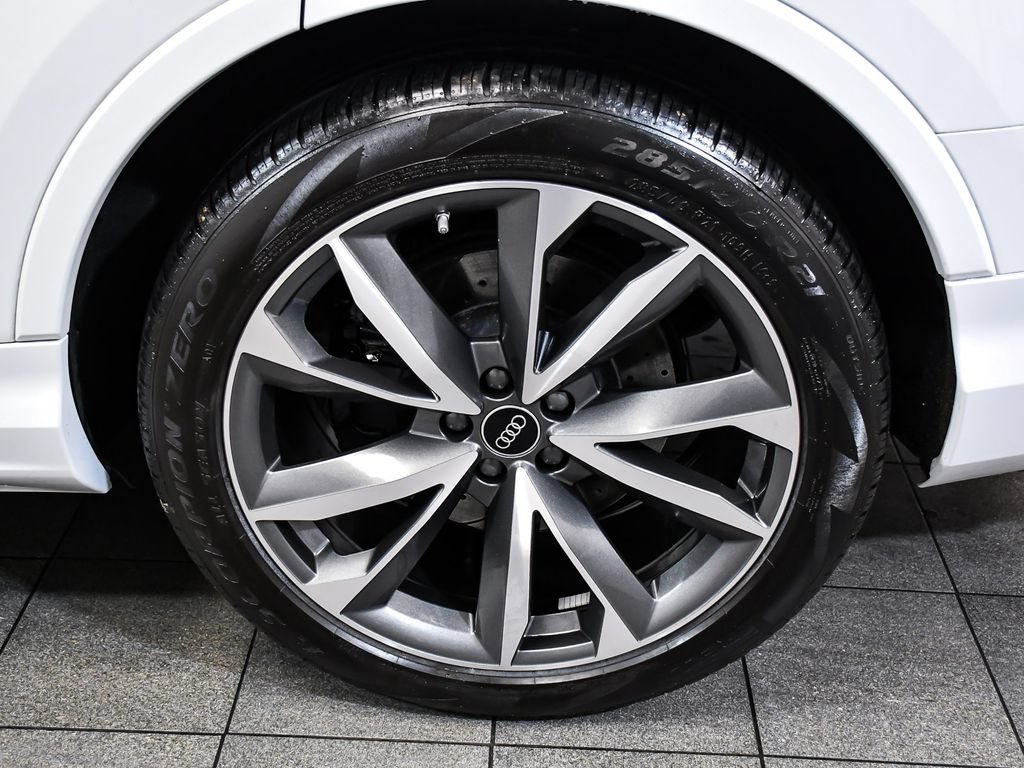 Used 2024 Audi SQ7 Prestige w/ Prestige Package AWD/4WD image 8