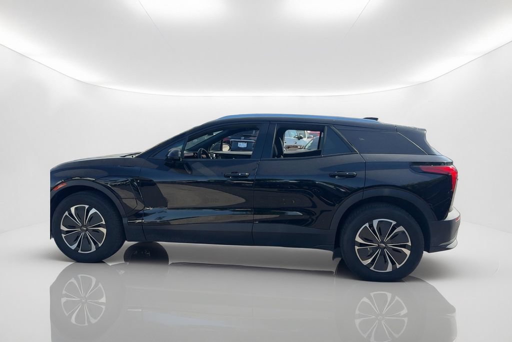 Used 2024 Chevrolet Blazer EV LT AWD/4WD image 9