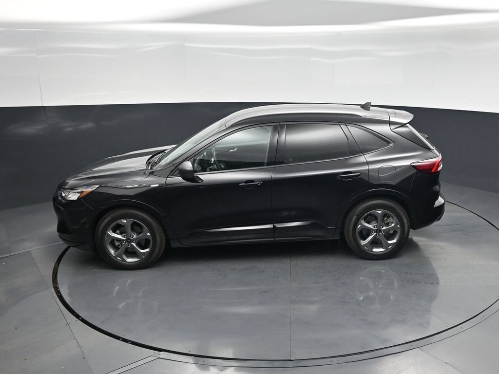 Certified 2023 Ford Escape ST-Line w/ Tech Pack #1 FWD image 41