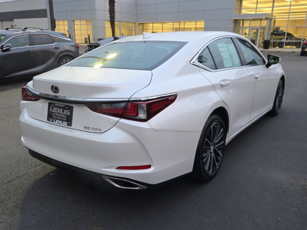 Certified 2024 Lexus ES 350 w/ Premium Package image 7