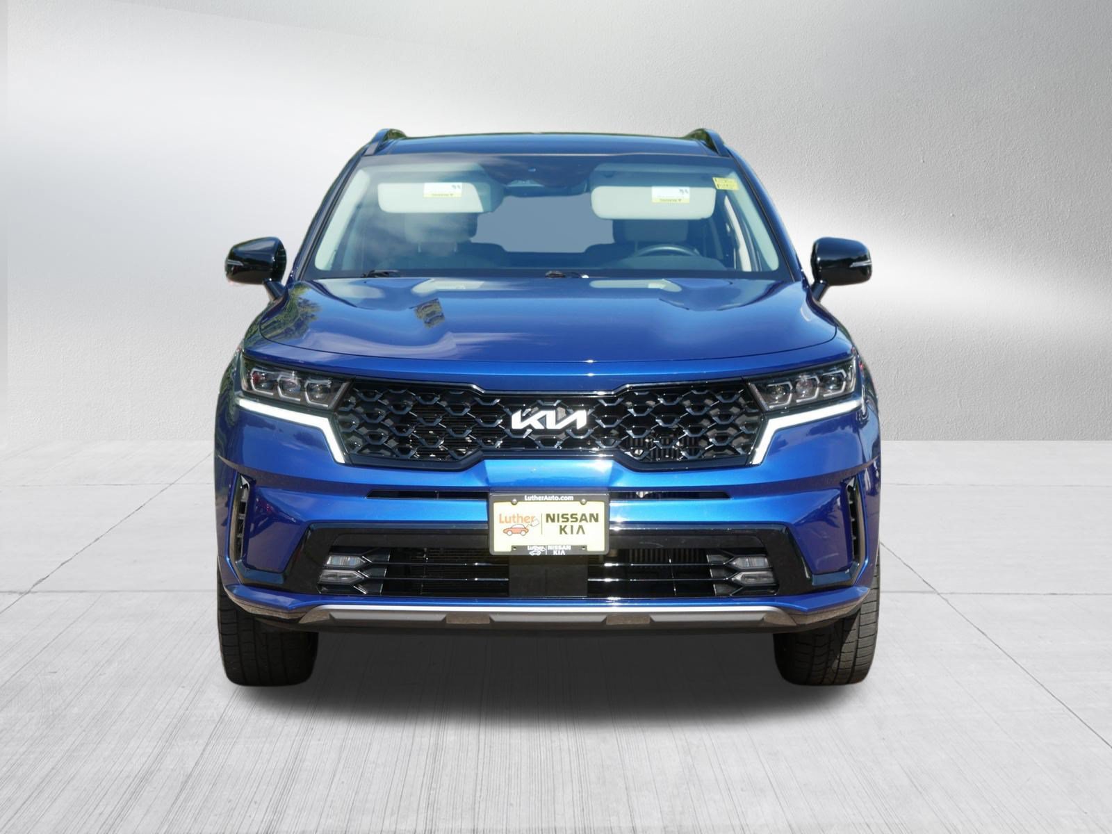 Certified 2023 Kia Sorento SX AWD/4WD image 2