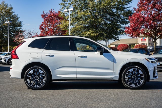 New 2026 Volvo XC60 B5 Ultra w/ Protection Package Premier image 3