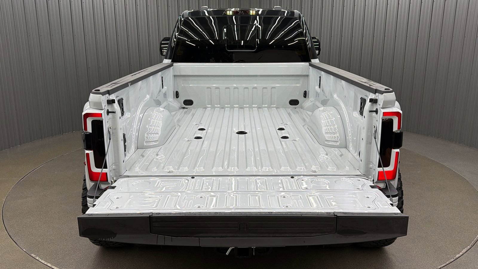 Used 2026 Ford F450 Platinum w/ Platinum Plus Package AWD/4WD image 18