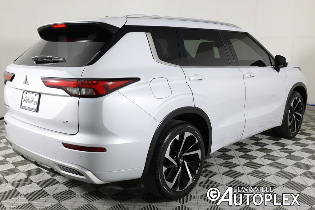 Used 2024 Mitsubishi Outlander SEL FWD image 5