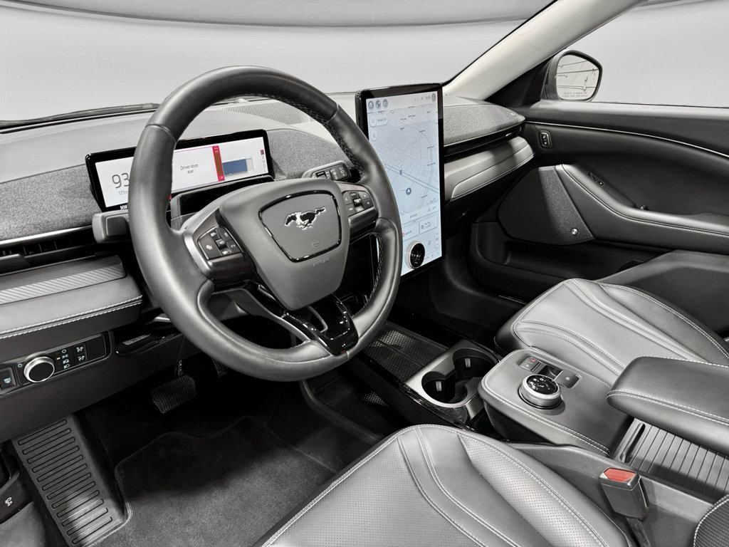 Used 2021 Ford Mustang Mach-E Premium image 18