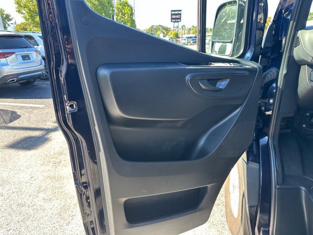 Used 2023 Mercedes-Benz Sprinter 2500 image 20
