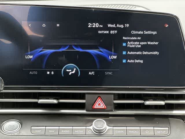 Used 2023 Hyundai Elantra SEL w/ Convenience Package FWD image 15