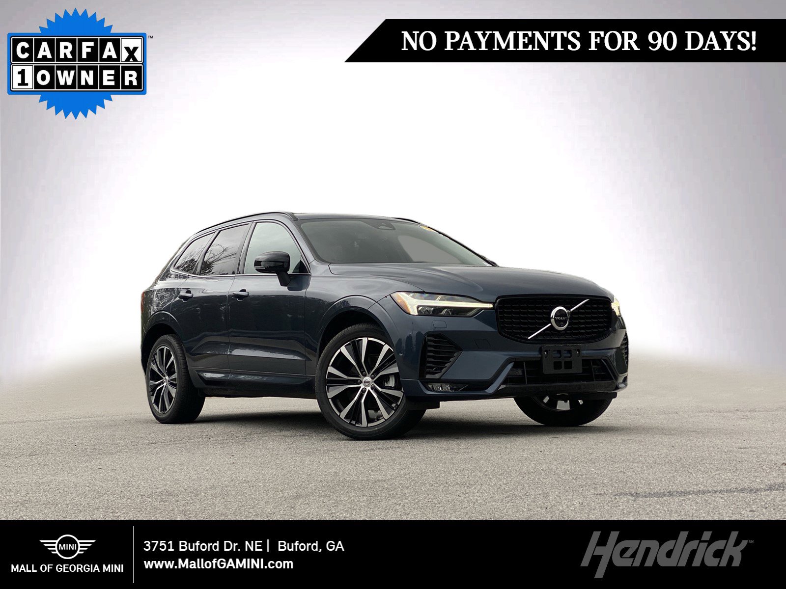 Used 2025 Volvo XC60 B5 Plus image 1