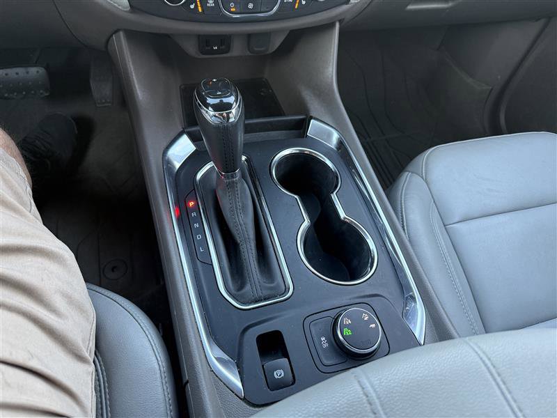 Used 2019 Chevrolet Traverse LT w/ LPO, Floor Liner Package AWD/4WD image 13