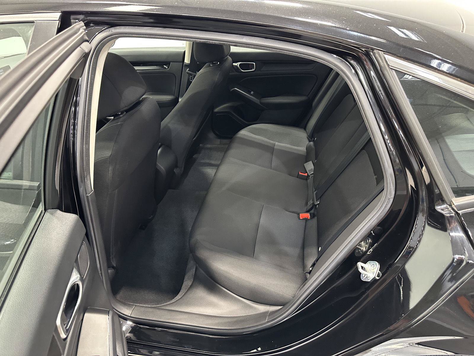Certified 2022 Honda Civic EX image 26
