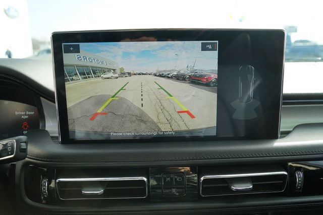 Used 2023 Lincoln Nautilus AWD w/ Premium Package image 16