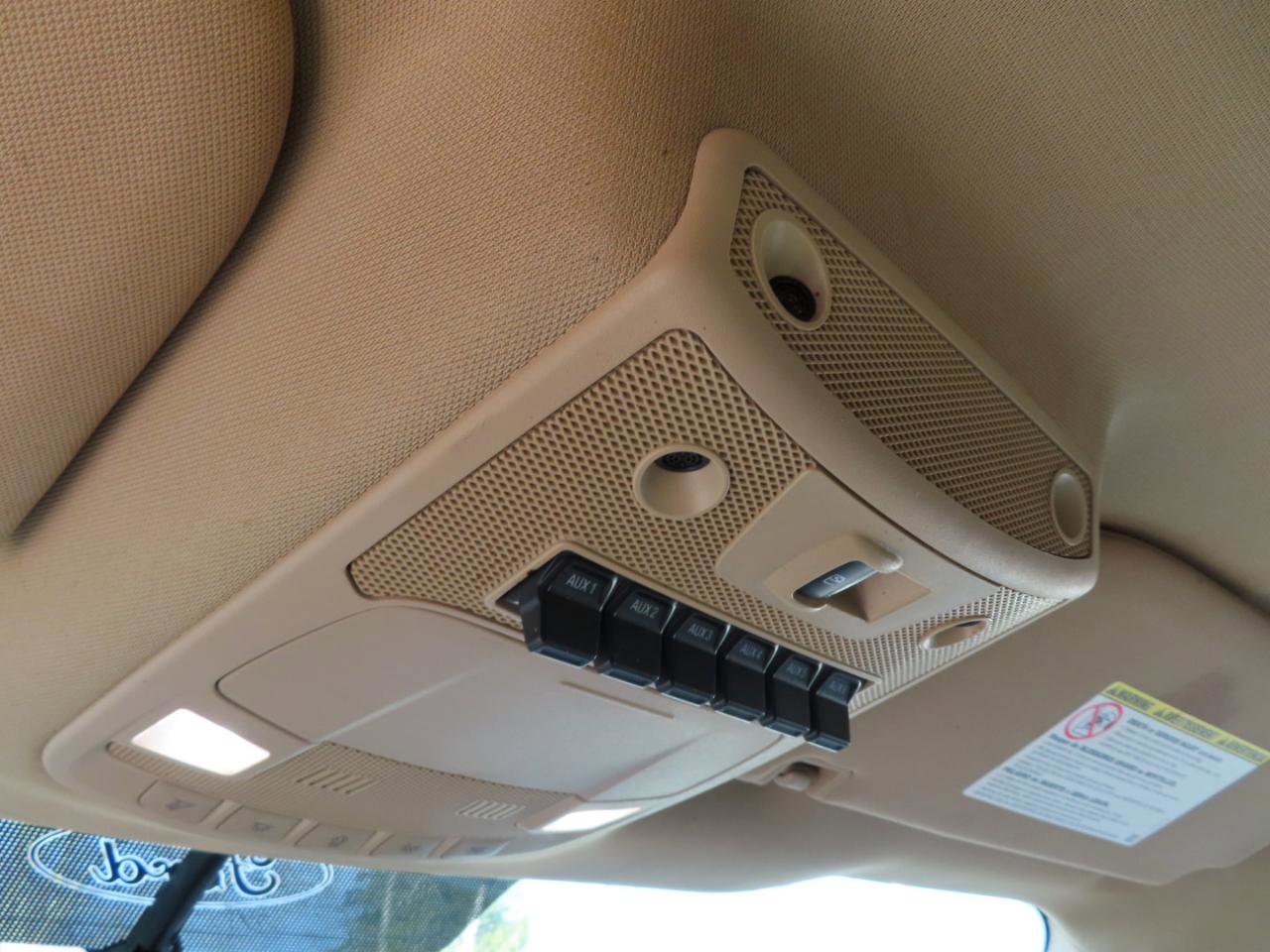 Used 2017 Ford F350 Lariat w/ Chrome Package image 39