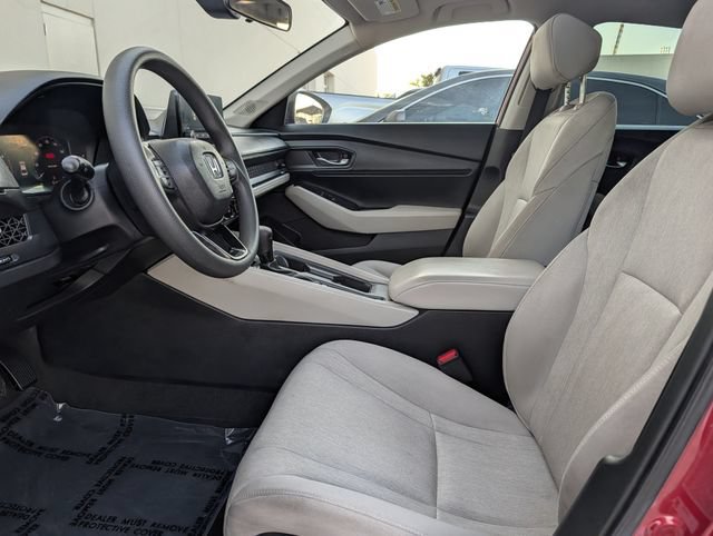 Used 2025 Honda Accord SE image 25