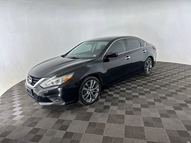 Used 2018 Nissan Altima 2.5 SR w/ SR Special Edition FWD image 3