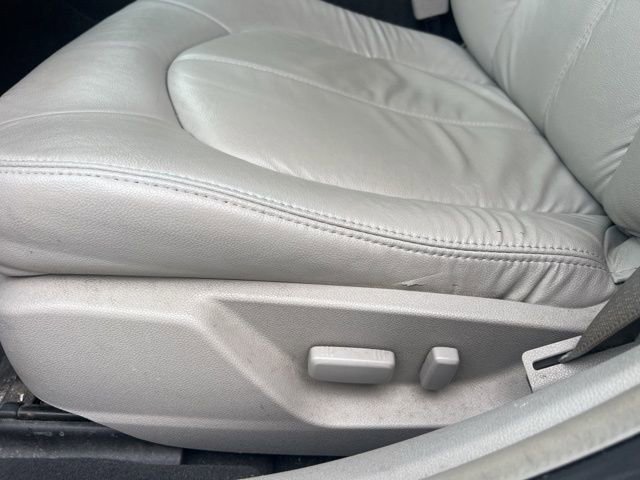 Used 2010 Cadillac CTS Sedan RWD image 20