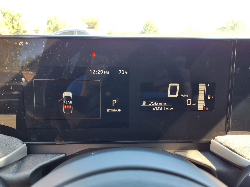Used 2025 Nissan Kicks SV w/ Interior Electronics Package AWD/4WD image 16