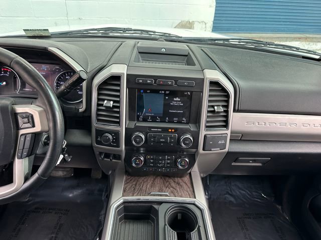 Used 2019 Ford F250 Lariat w/ Chrome Package image 13