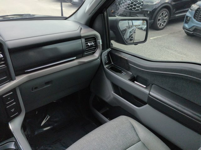 Used 2024 Ford F150 Lightning XLT AWD/4WD image 17
