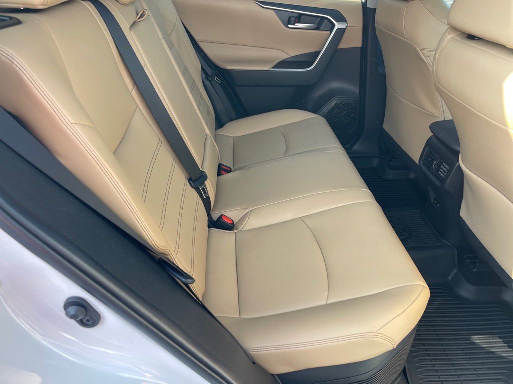 Used 2024 Toyota RAV4 XLE Premium image 18