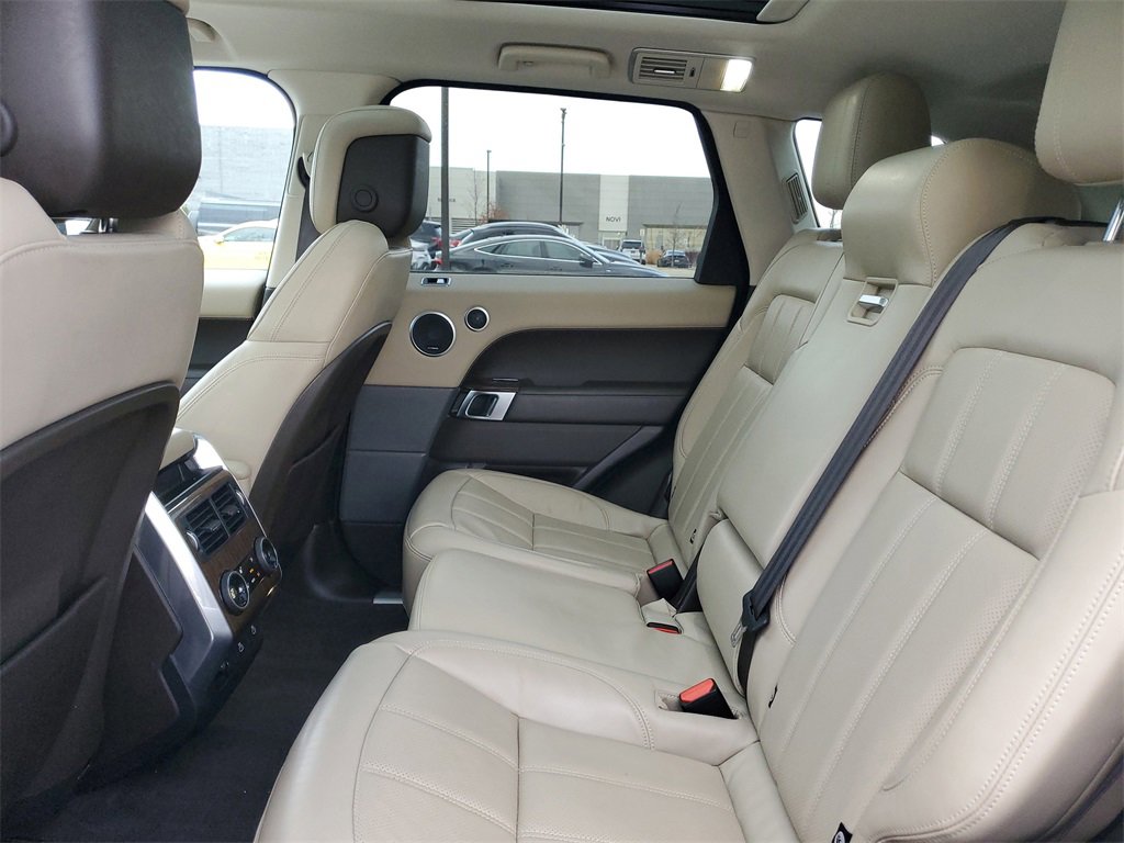 Used 2022 Land Rover Range Rover Sport HSE Silver Edition image 26
