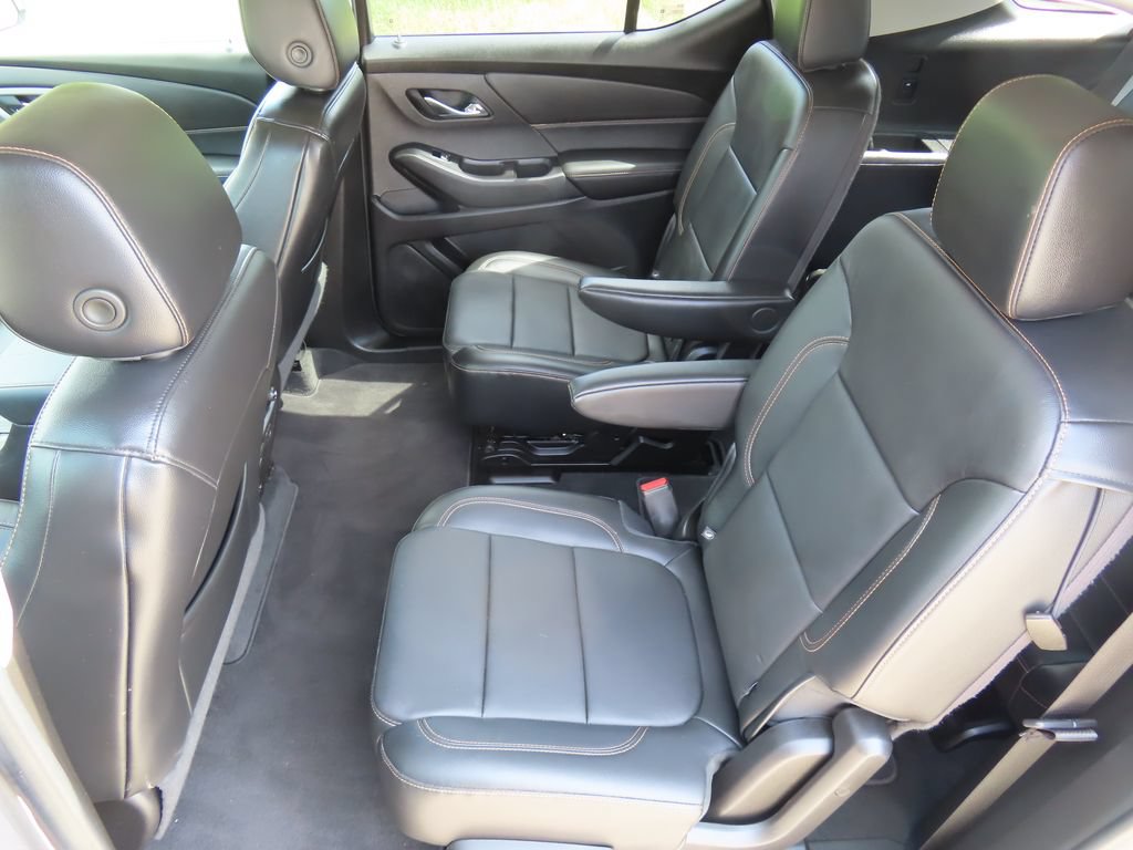 Used 2019 Chevrolet Traverse LT w/ LT Premium Package AWD/4WD image 28