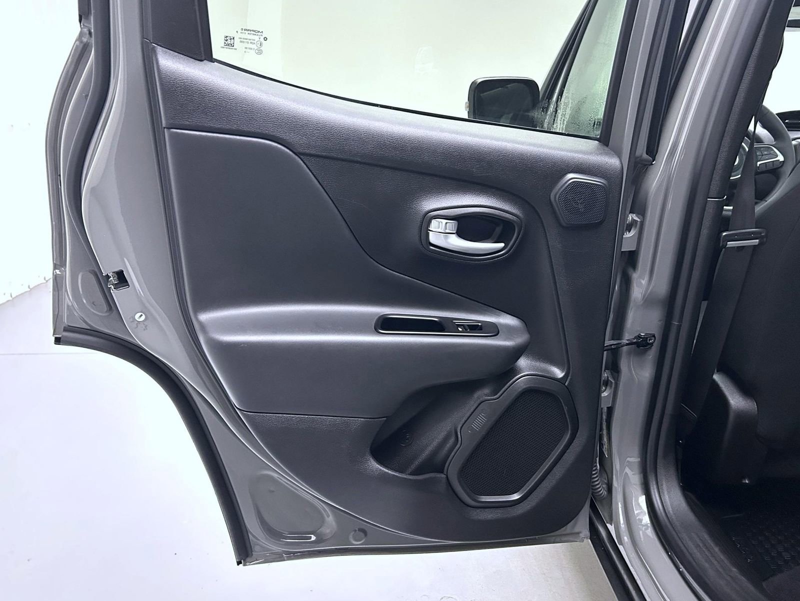 Used 2023 Jeep Renegade Latitude w/ Sun/Sound Group image 20