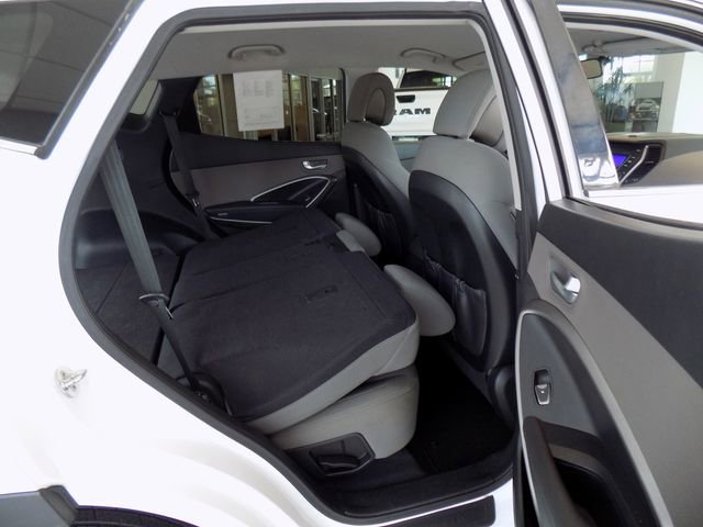 Used 2016 Hyundai Santa Fe Sport FWD image 30