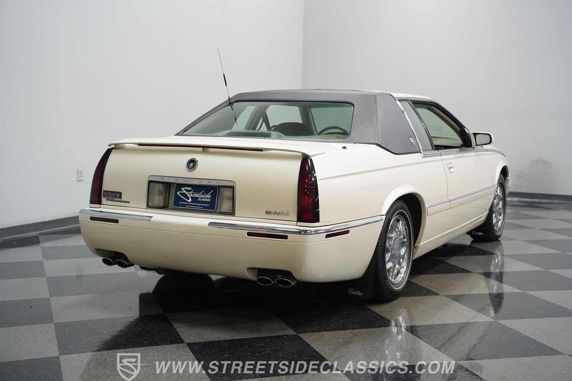 Used 2001 Cadillac Eldorado ESC w/ Comfort/Convenience Pkg FWD image 11