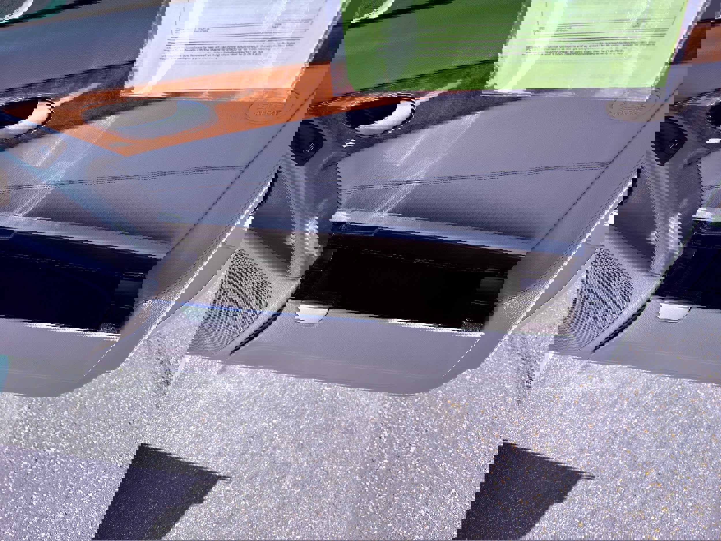 Used 2007 Mercedes-Benz SL 550 image 12