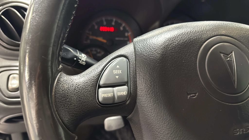 Used 2004 Pontiac Grand Am GT FWD image 20