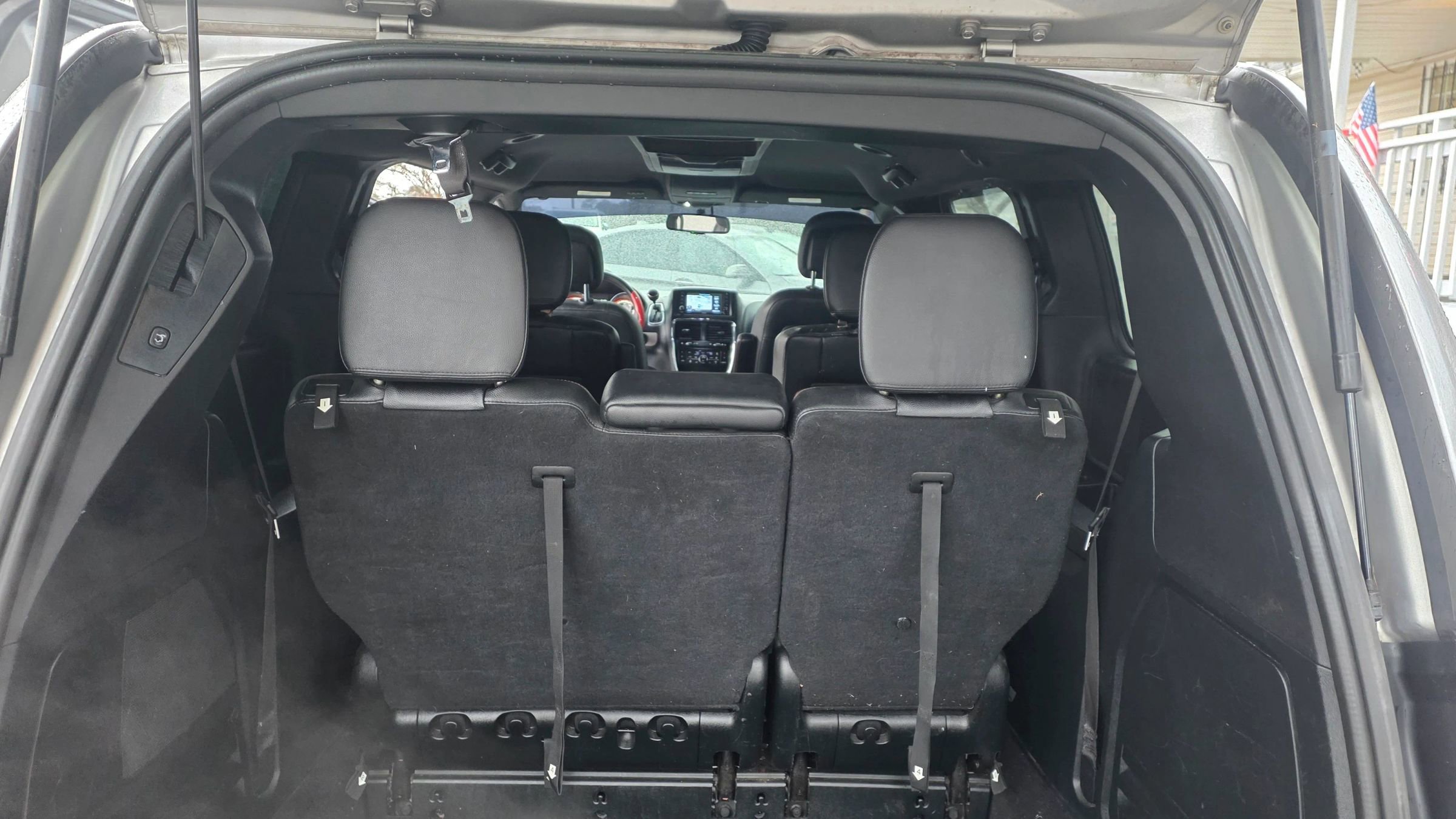 Used 2018 Dodge Grand Caravan GT image 12