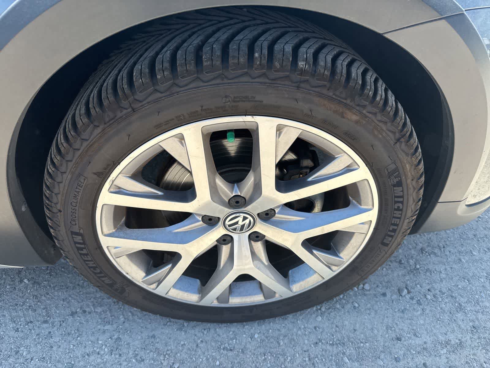 Used 2019 Volkswagen Golf Alltrack SE AWD/4WD image 5