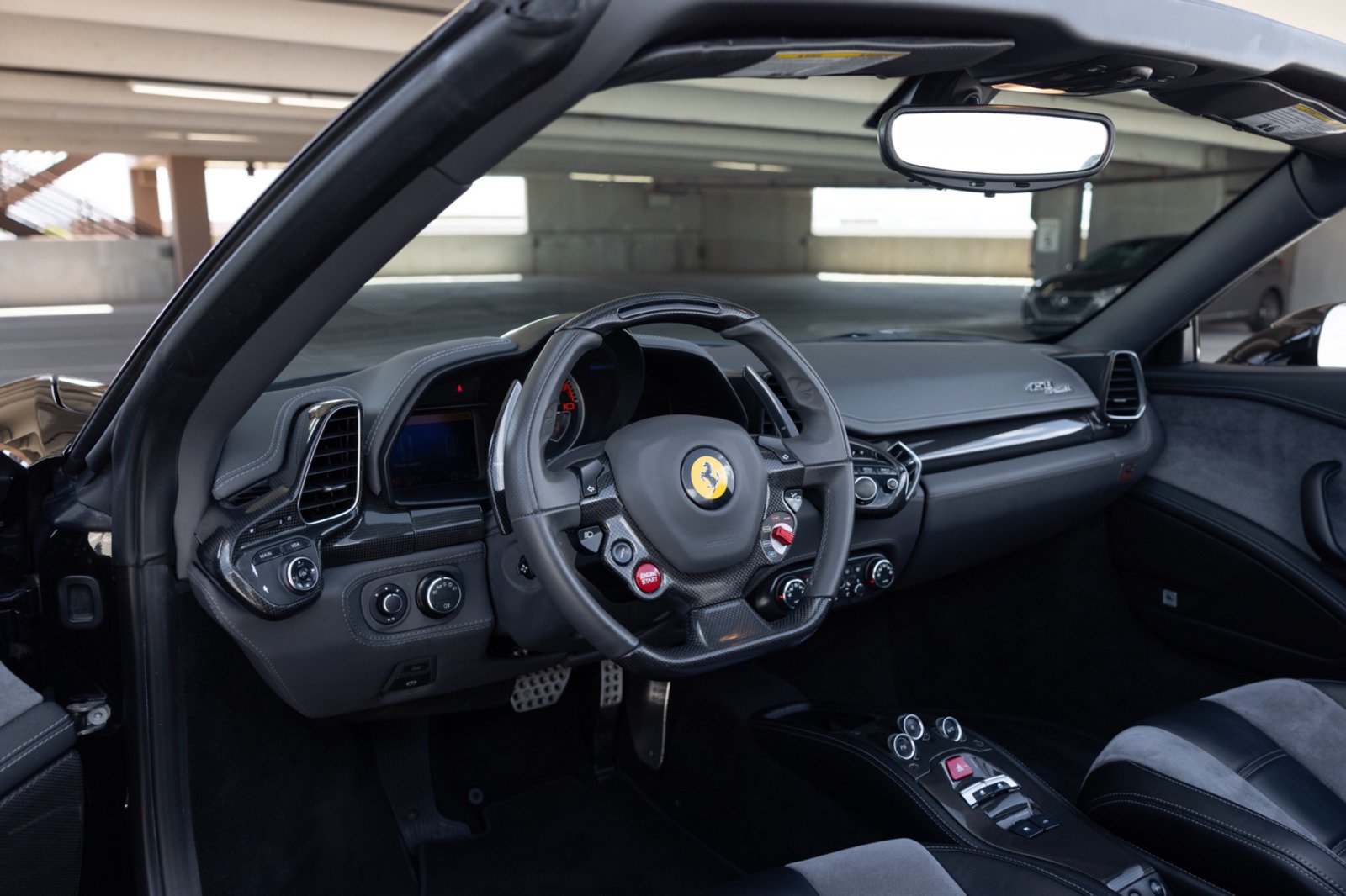 Used 2012 Ferrari 458 Spider RWD image 43