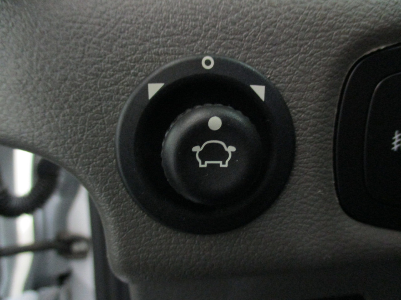 Used 2024 Ford Transit 250 Low Roof w/ Exterior Upgrade Package image 15