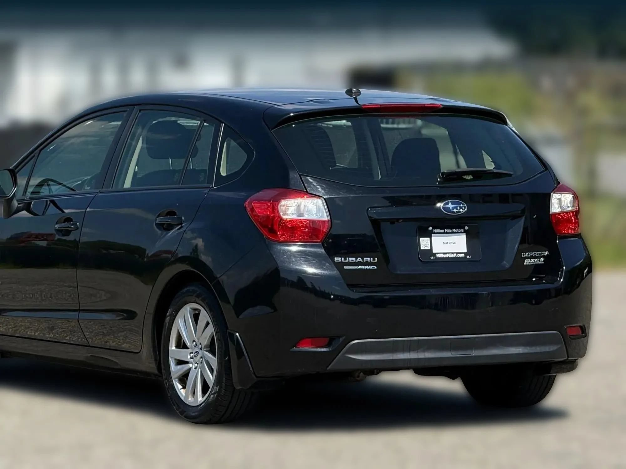 Used 2015 Subaru Impreza 2.0i Premium AWD/4WD image 16