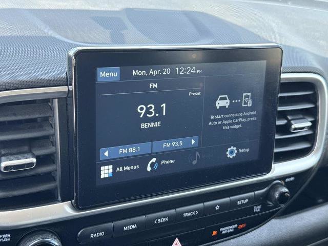 Used 2021 Hyundai Venue SE FWD image 12
