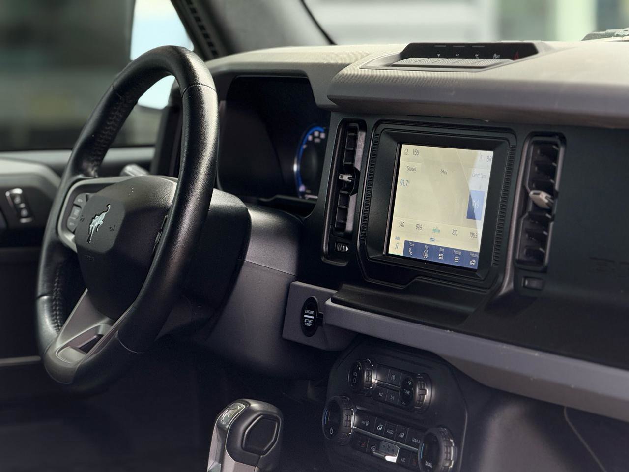 Used 2023 Ford Bronco Big Bend w/ Sasquatch Package AWD/4WD image 14