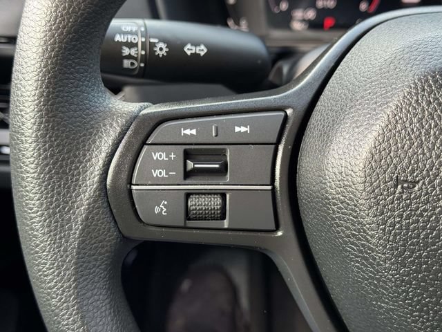 Used 2025 Honda Accord LX image 18